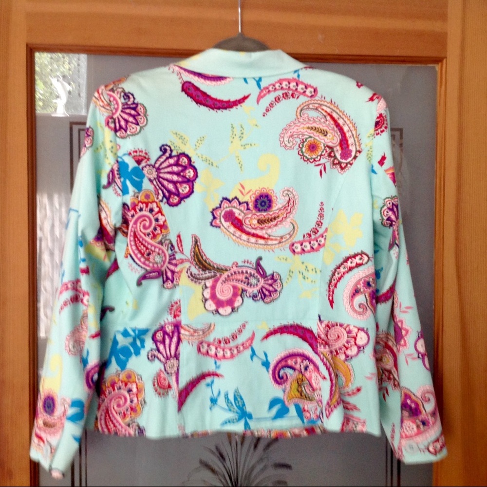 Jacket - Picture 2 of 5